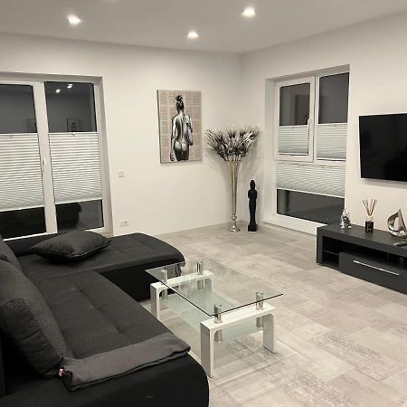 Stunning 2-Room Penthouse With Lakeview W11 Bucharest Exterior photo