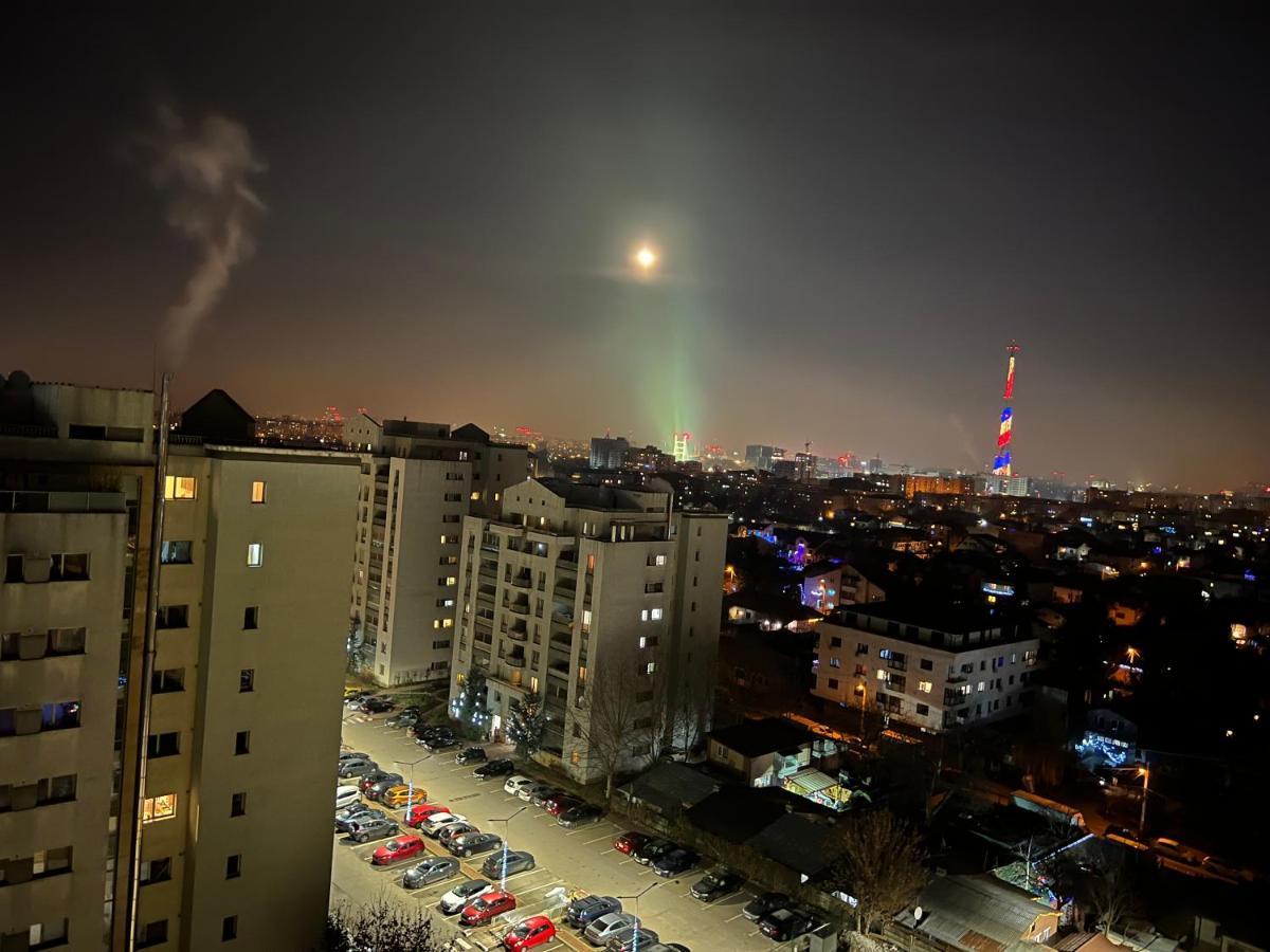 Stunning 2-Room Penthouse With Lakeview W11 Bucharest Exterior photo